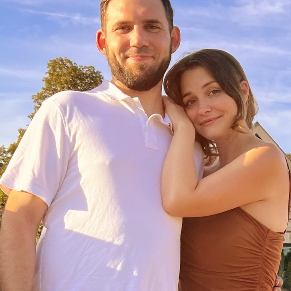 Meet your Posher, Holly! - Picture 4 of 4